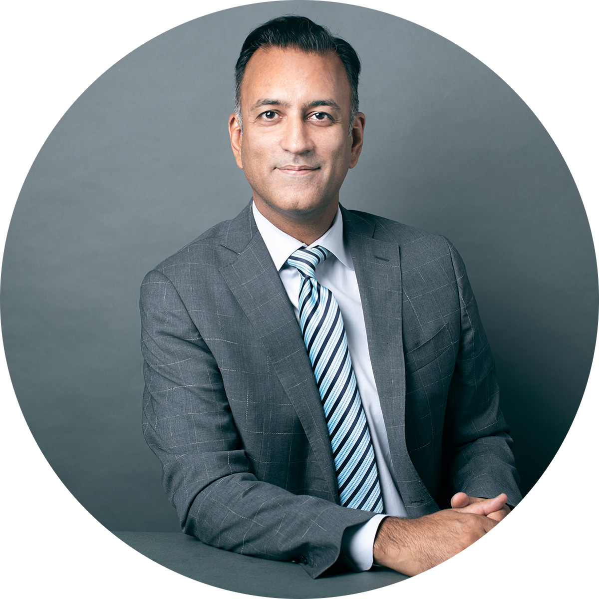 Paul Pathak - Bio Photo - 1200PX(1397-6222-0566.1).jpg-modified